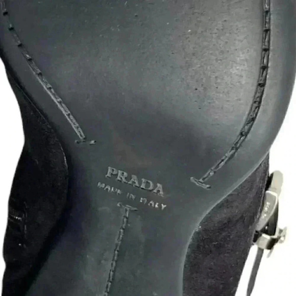 Prada Black Suede Pointed Toe French Kitten Heel Side Zip Ankle Boots Size 8 - Picture 6 of 15